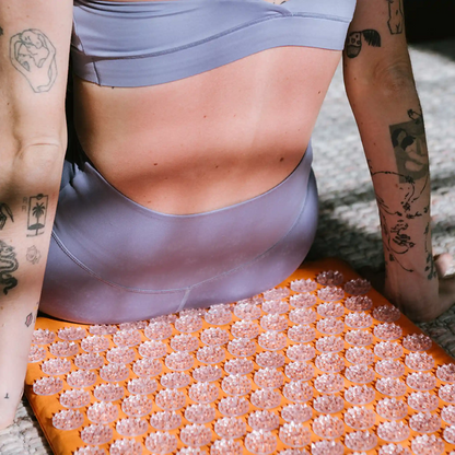 סט מזרן יוגה וכרית אקופרסורה מקצועי להקלה על כאבי שרירים